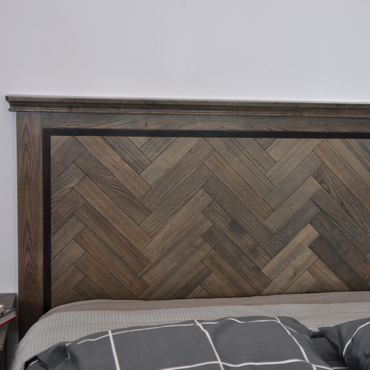   MOSAIC QUEEN 4 PIECE (TALLBOY ) OAK TIMBER  BEDROOM SUITE - ASH OAK